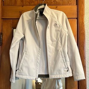 The North Face Women's Light Grey Heather Apex Barrier Soft Shell Jacket